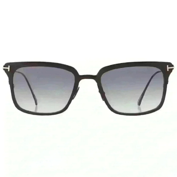 Tom Ford Hayden Sunglasses - Matte Black Frame w Custom Gradient Dark Lenses - Picture 6 of 6